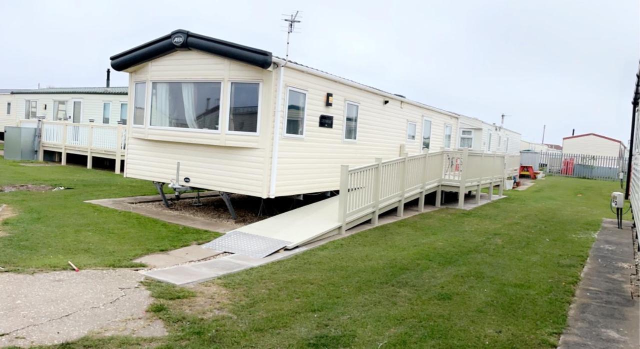 The Pearl Hotel Skegness Exterior foto